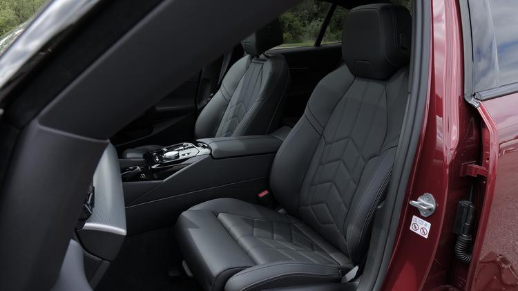 BMW 5 SERIES SALOON 530e M Sport Pro 4dr Auto